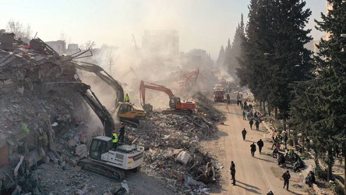 AFAD'dan artçı uyarısı: 6’dan büyük  olabilir