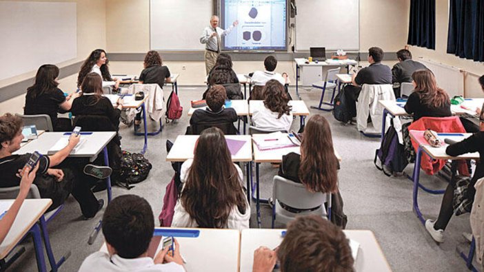 Riskli binalar listesinde özel okullar yok