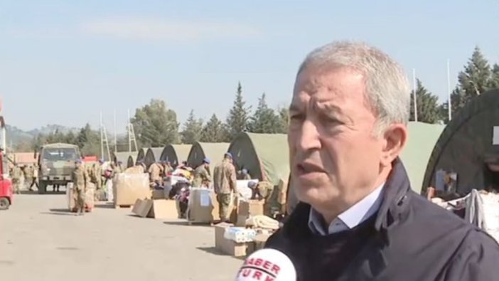Bakan Akar: Depremlerde 100 askerimiz şehit oldu