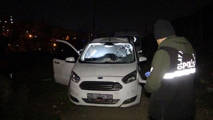 'Dur' ihtarına uymayan sürücü polise çarparak kaçtı