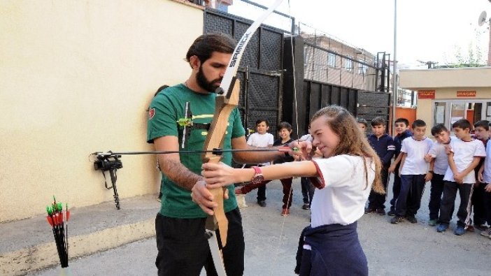 Gençler eğitimleriyle hedefi 12’den vuracak