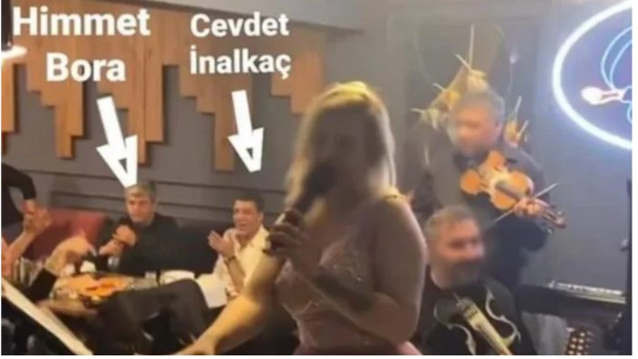 Türkiye yastayken Kızılay Şube Başkanı eğlencede!