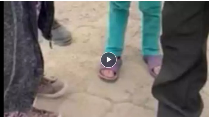 Depremzede çocukların ayaklarına photoshopla çorap giydirdi!