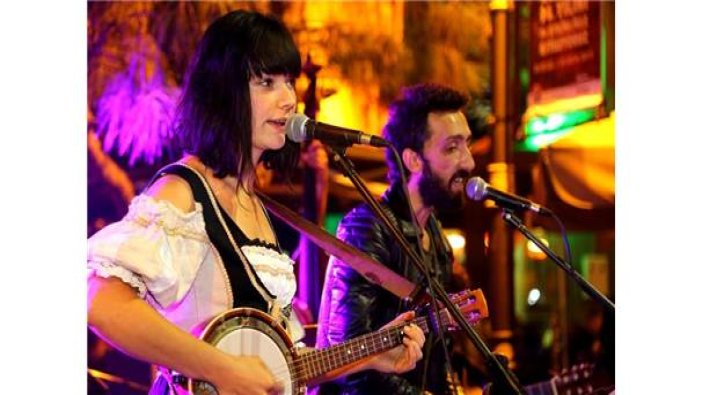 İsviçreliler, Maltepe gecelerini aydınlattı