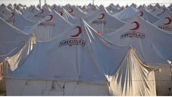 Kızılay çadır isteyen İBB'yi AKP’li ismin şirketine yönlendirmiş