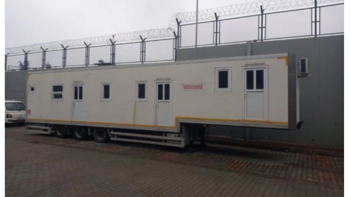 AFAD'ın duşlu tuvaletli TIR'ı Hasdal’da garajda!