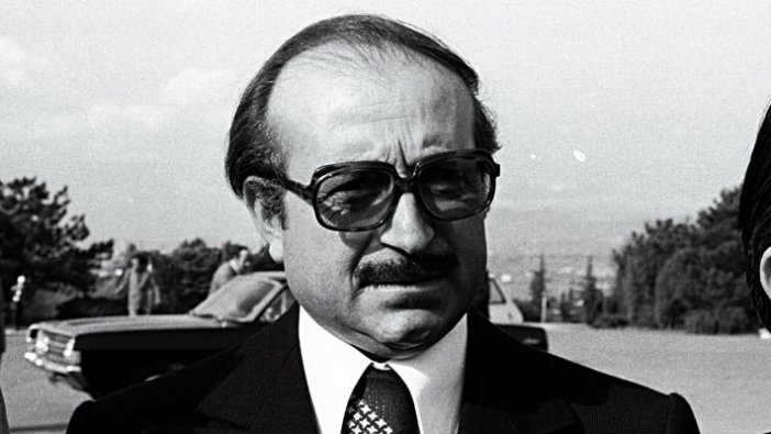 Eski bakanlardan Vefa Tanır hayatını kaybetti