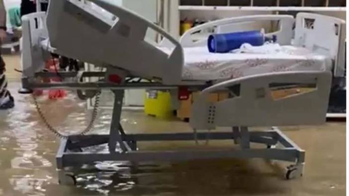 Şanlıurfa'da sel: Hastaneyi su bastı, okullar tatil