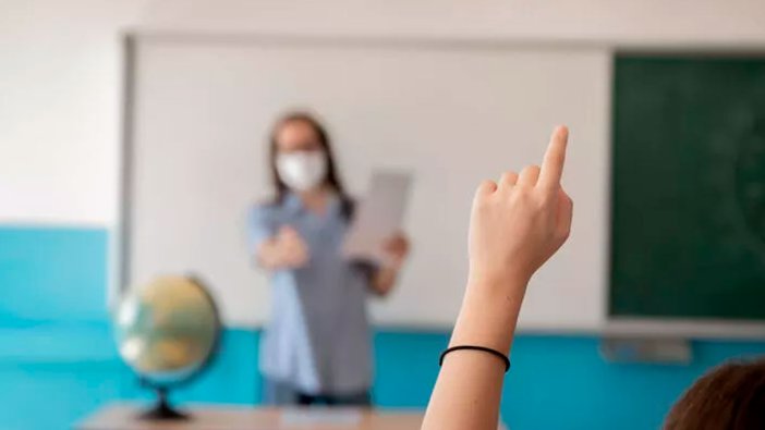 Kadroya geçen sözleşmeli öğretmenlere ilişkin açıklama