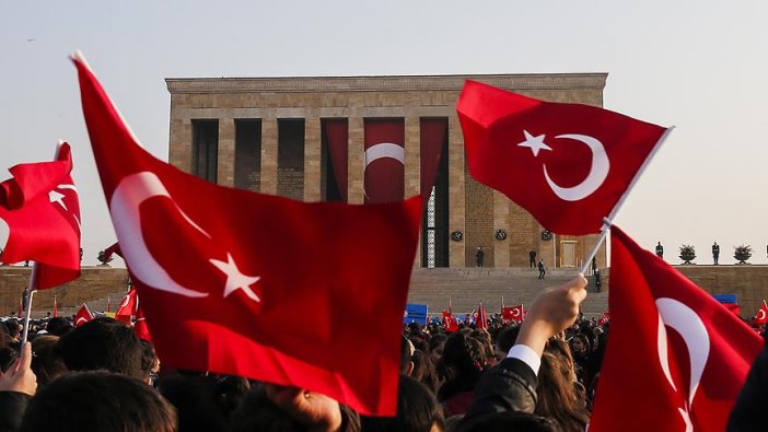 Vatandaşlar Anıtkabir'e akın etti