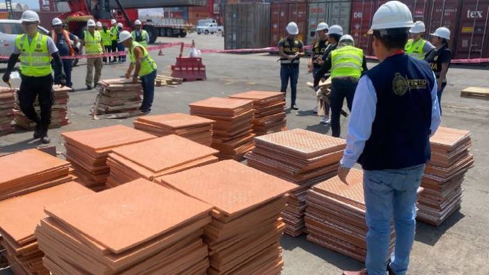 Peru'da 2.5 tona yakın kokain yakalandı: Teslimat Türkiye mi?