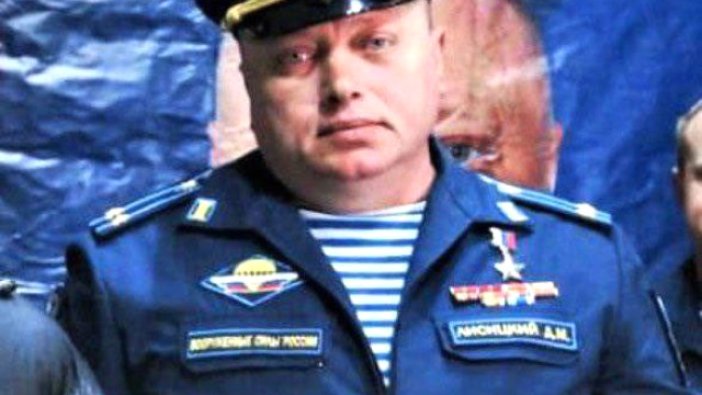 Putin’in kahraman ilan ettiği komutan ölü bulundu