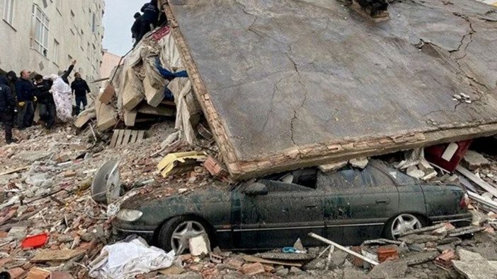 Deprem soruşturmasında tutuklu sayısı 325'e yükseldi