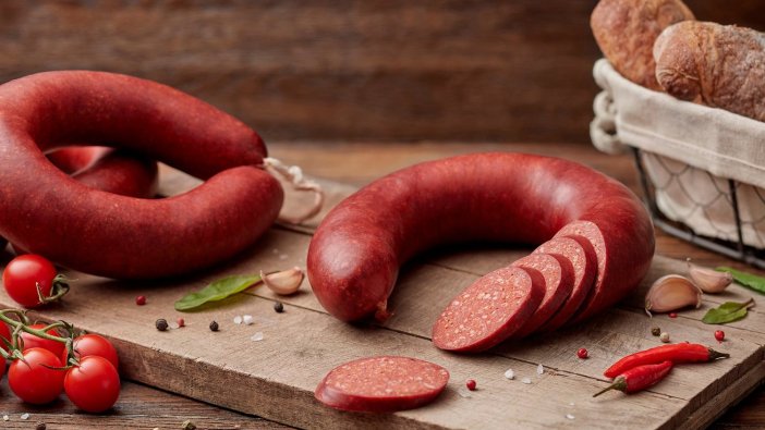 Rezalet! İstanbullu’ya sucuk diye ot yedirmişler