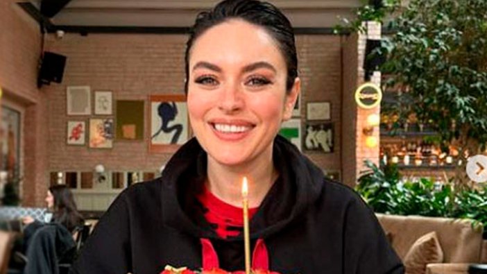 Ezgi Mola 'dünya hayali' dileğini paylaştı: Sosyal medyada gündem oldu