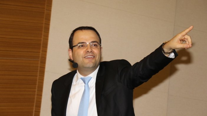 Ekonomist Özgür Demirtaş Merkez Bankası'na o ismi önerdi