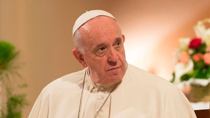 Papa Franciscus hastaneye kaldırıldı
