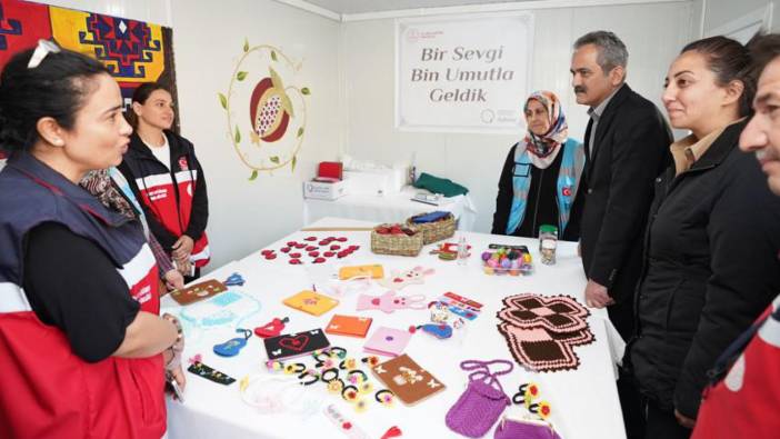 Deprem bölgesine 7 bin 451 halk eğitim kursu