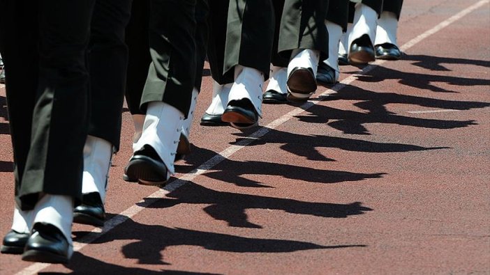 FETÖ'den 'İtaat etmezsen üniformayı giyemezsin' tehdidi
