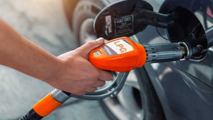 Benzin ve mazottan sonra otogaza da zam