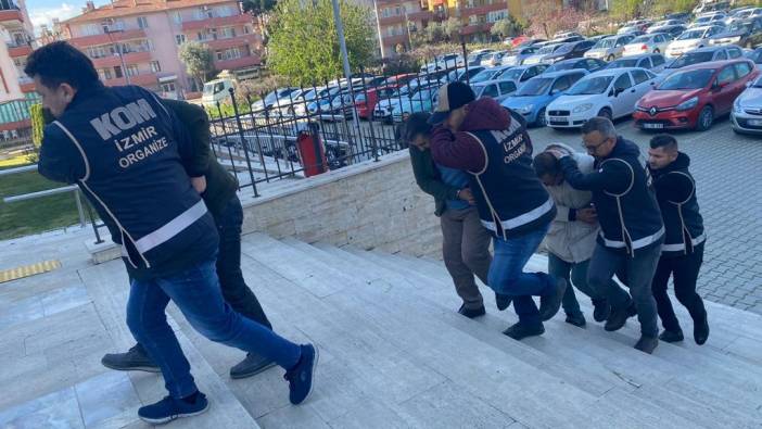 İzmir ve Manisa'daki 'Akbaba' operasyonunda 9 tutuklama