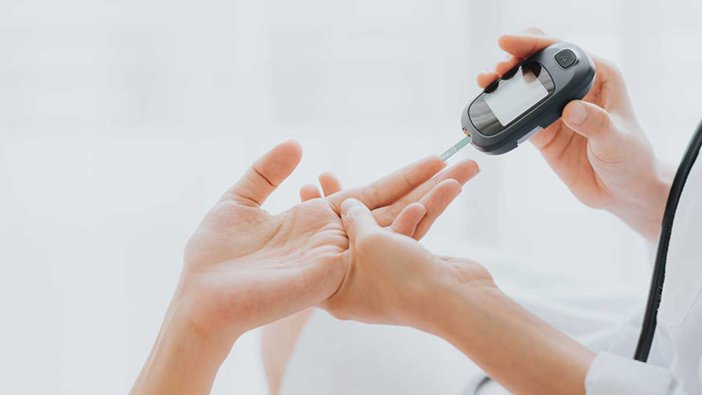 Uzman isimden şeker hastalarına kademeli iftar uyarısı