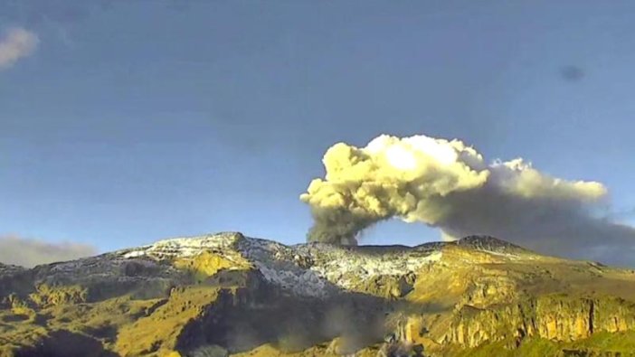 Yanardağ alarmı verildi: Bölge tahliye ediliyor