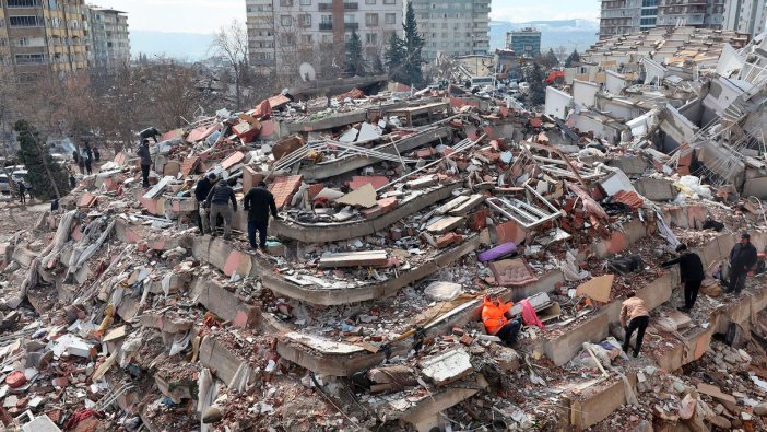 Depremler psikolojiyi de vurdu: Psikolog Baş'tan dikkat çeken uyarılar