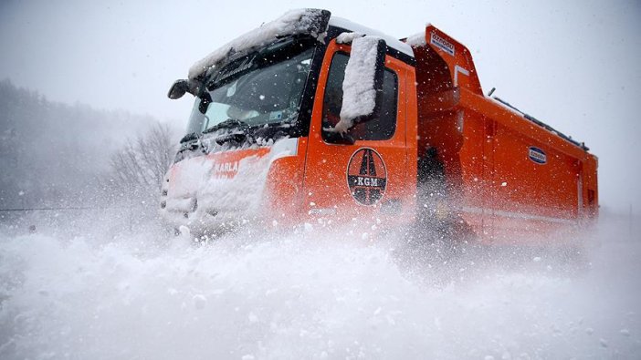 Karla mücadeleye 'kameralı' takip