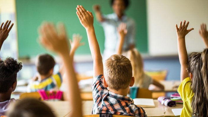 Öğretmenler dikkat: Nisan ayı ek ödemelerine zam!