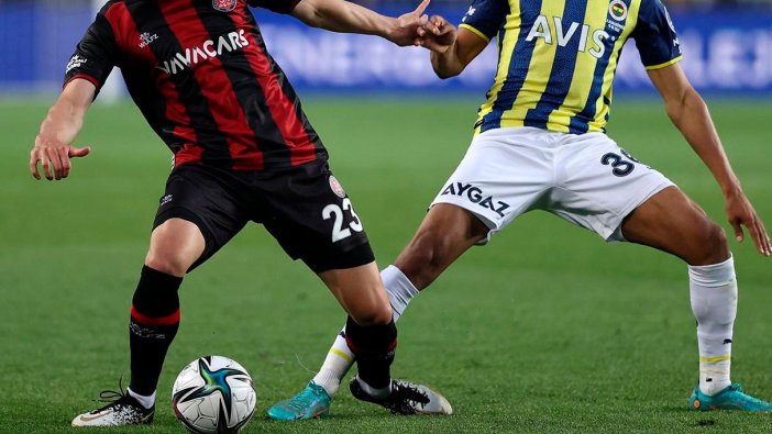 Fenerbahçe Fatih Karagümrük'e konuk oluyor