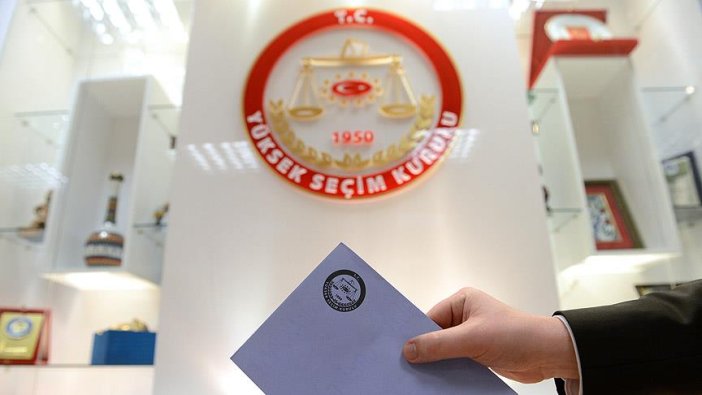 Milletvekili adaylığı için YSK'ya başvurular 17:00'da bitiyor