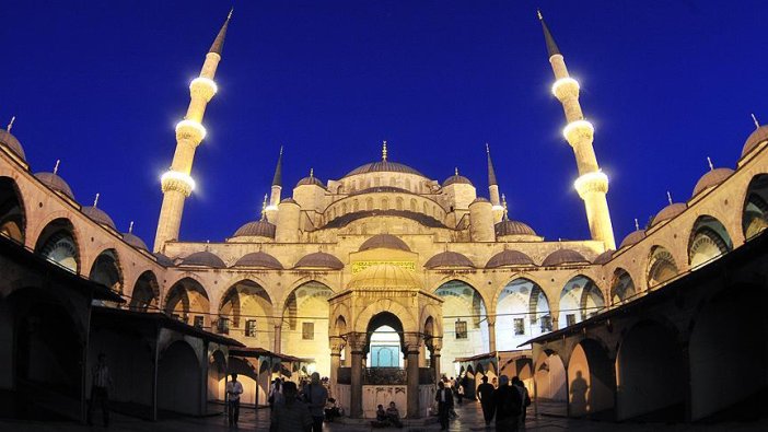 Bu gece Mevlit Kandili