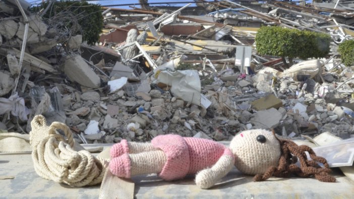 Aile ve Sosyal Hizmetler Bakanlığı'ndan depremzede çocuk açıklaması