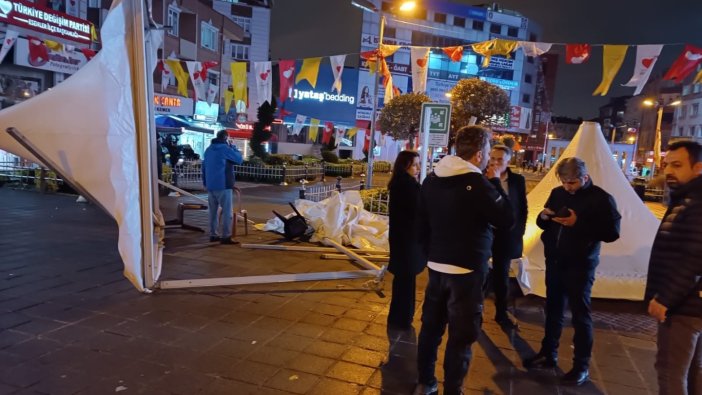 İYİ Parti'nin seçim standına saldırı