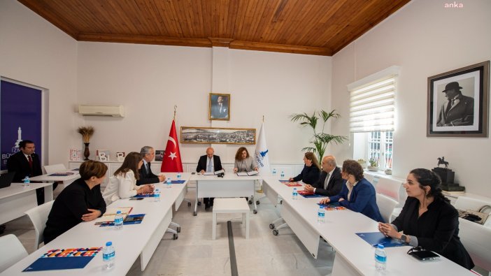 İzmir'de deprem önlemi: Ücretsiz yapı ön incelemesi için protokol imzalandı
