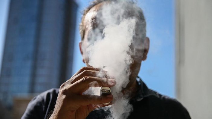 İngiltere'de bağımlılığı azaltmak için ücretsiz elektronik sigara uygulaması