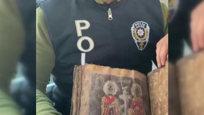 Enkazdan çıkan kitabın tarihi değeri yokmuş