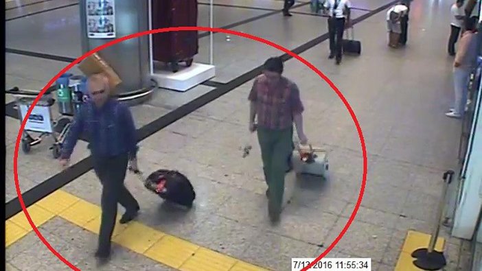 Adil Öksüz Almanya'da mı?