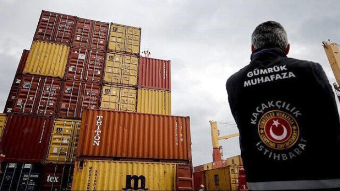 Habur Sınır Kapısı'nda 280 milyon liralık kaçak eşya ele geçirildi