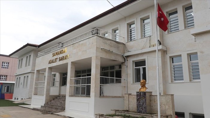 Hatay Samandağ'da depremde hasar alan adliye binası tekrar hizmet vermeye başladı
