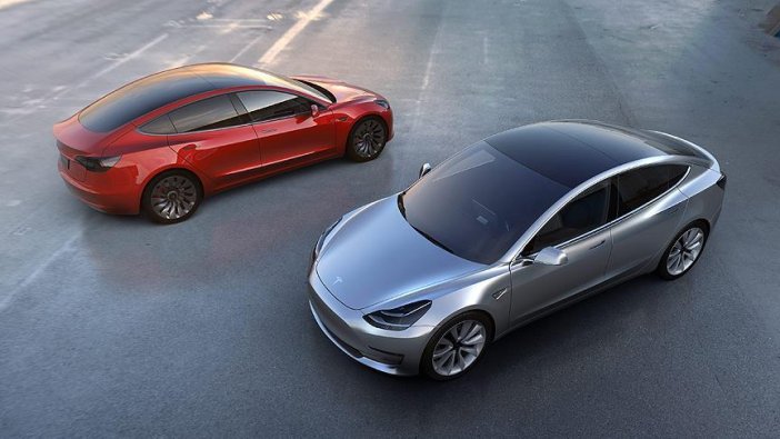 Tesla'dan elektrikli araçta indirime devam