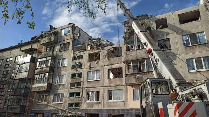 Rusya, Donetsk’te 5 katlı apartmanı vurdu: 11 ölü, 22 yaralı