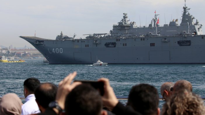 Donanmanın amiral gemisi TCG Anadolu, ziyaretçilerini ağırlıyor