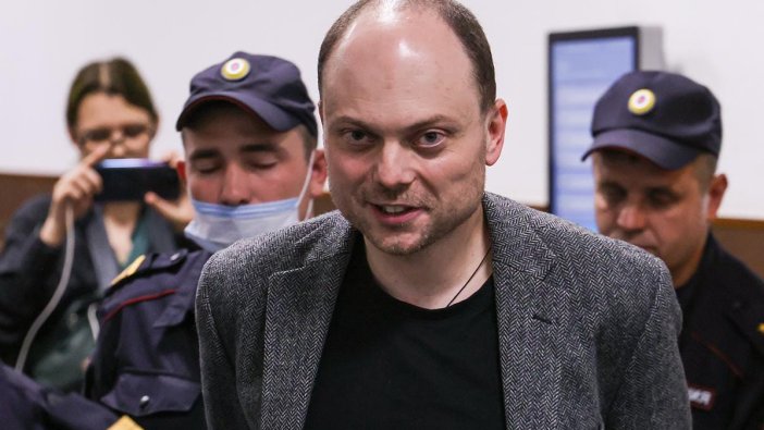Rus muhalif Kara-Murza'ya hapis şoku 