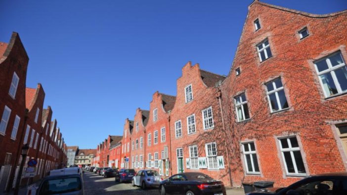 Almanya'da sokak satın alan Türk bakın ne yaptı?