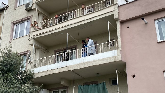 Sağlık çalışanı evinde ölü bulundu