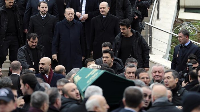 Mesut Yılmaz'ın oğlu son yolculuğuna uğurlandı