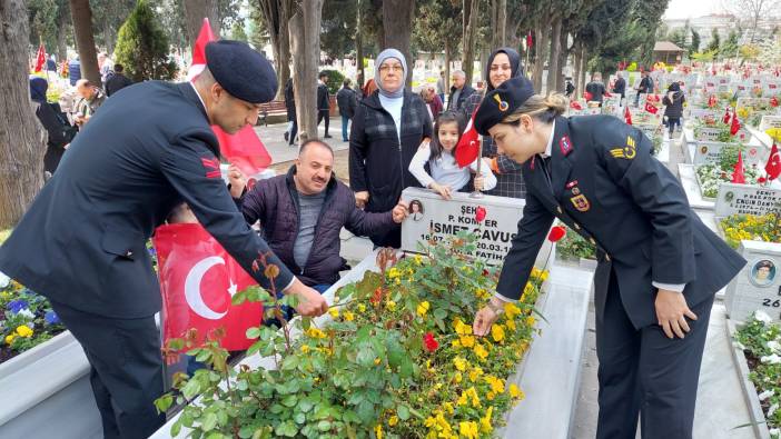 Edirnekapı Şehitliği'nde buruk bayram