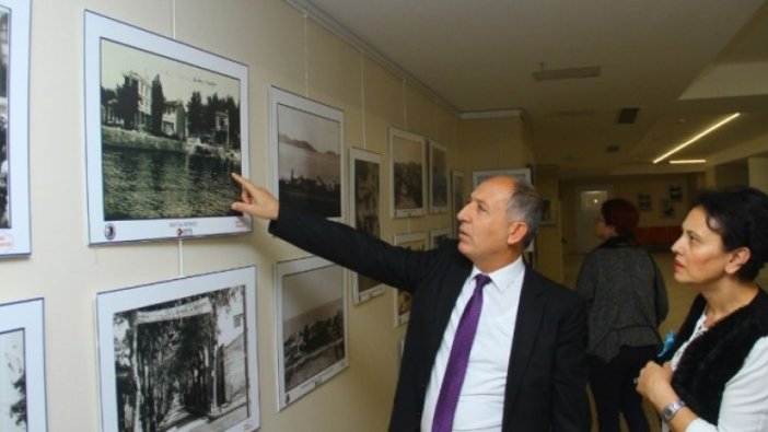 Kartal’ın eski fotoğrafları fuaye alanında sergileniyor